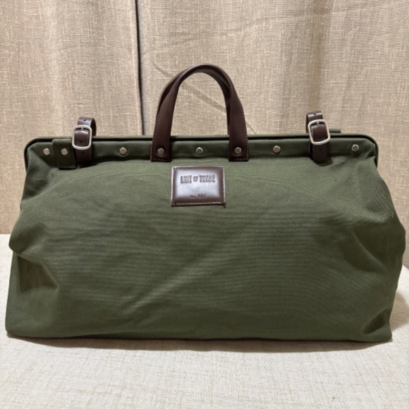 Line of Trade | Canvas Weekender Bag Olive | No. 0312 - Picture 1 of 10